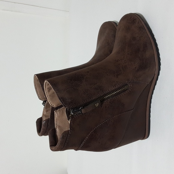 SOUL Naturalizer Haley Ankle Booties/ Boot - Picture 4 of 11